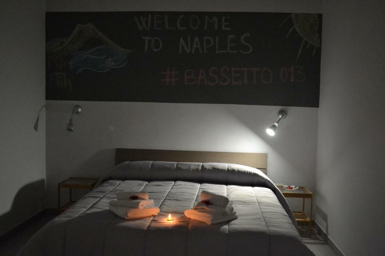 Bassetto 013 Bed & Breakfast เนเปิลส์ ภายนอก รูปภาพ
